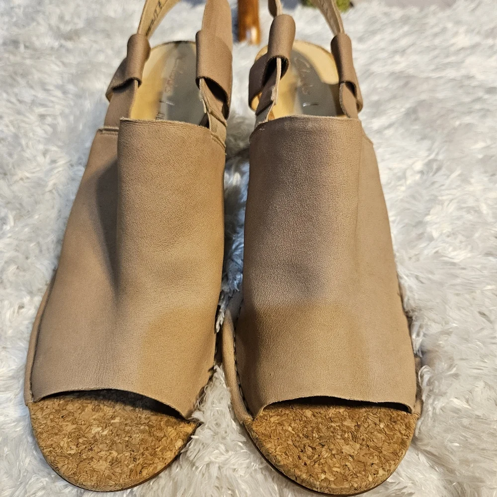 Clarks Collection Tan Leather Wedge Sandals Espadrille Slingback 9.5D